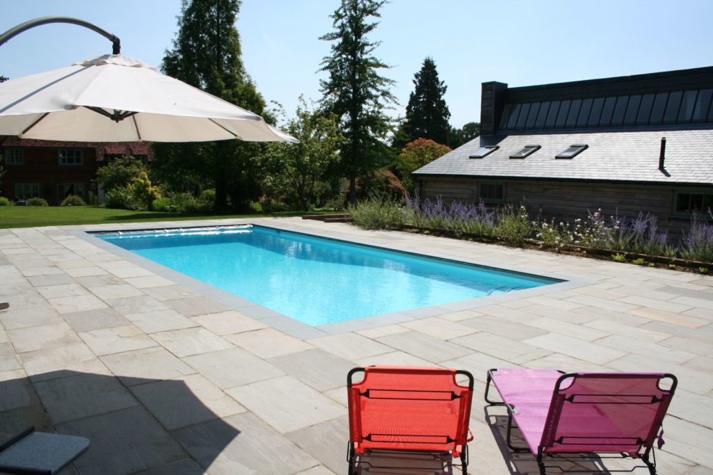 Contrasting marker lines and tileband with quadrant steps in this country home