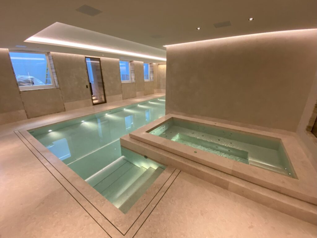 OVERALL WINNER British Pool & Hot Tub Awards 2024 Residential Indoor Overflow Pools