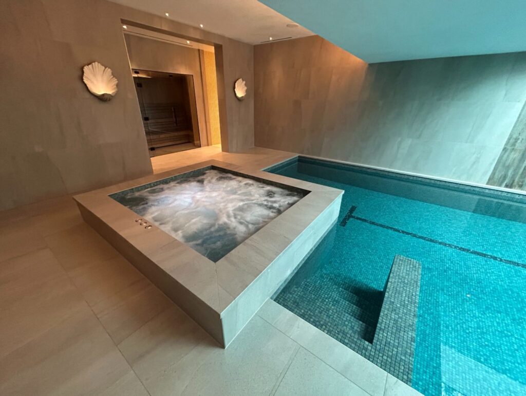 Indoor pool with inground spa